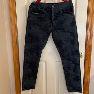 Army fatigue pattern blue and gray Levi 512 Mens jeans